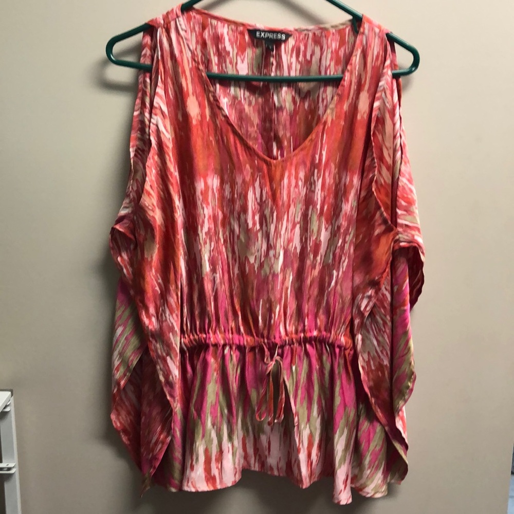 Shoulder less blouse